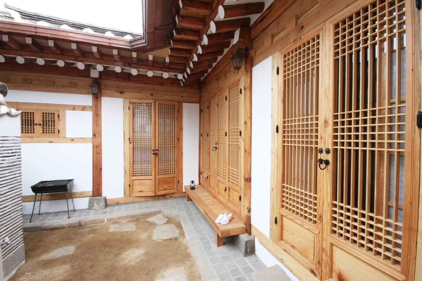 Coolest hotels for kids worldwide: A traditional Korean Hanok on AirBnB