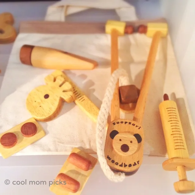 Soopsori Wooden Doctor's Kit