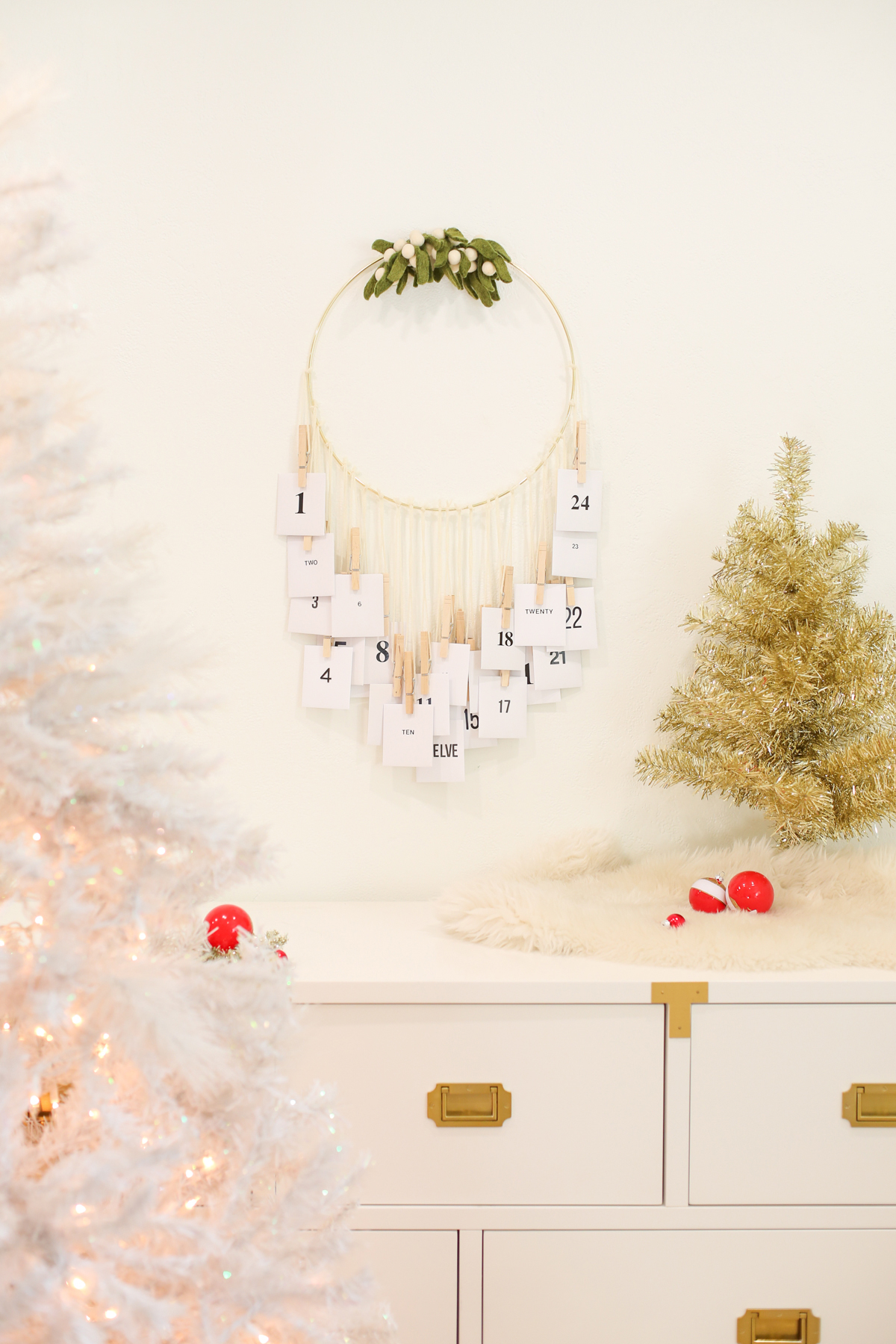 Creative Advent calendars for kids: DIY acts of kindness Advent calendar | Lovely Indeed