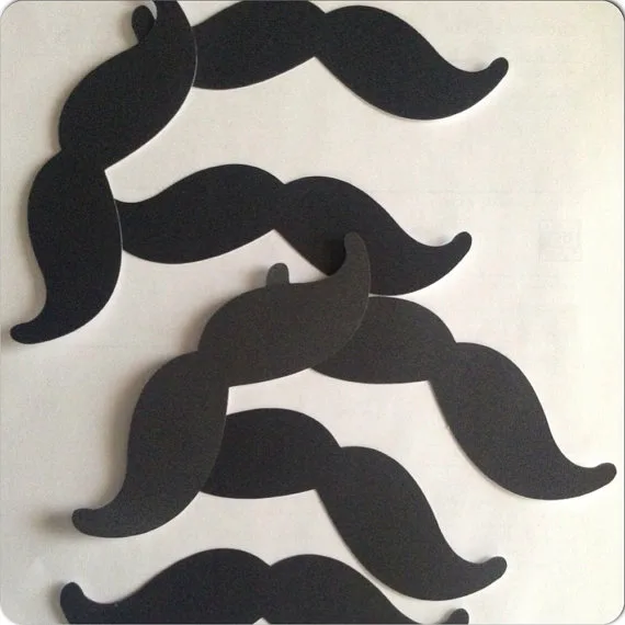 custom chalkboard moustache labels to help label kids' drawers