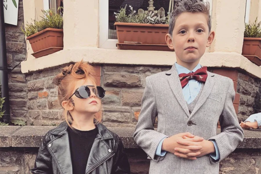 Most creative kids' halloween costumes: Good Omens' Crowley and Aziraphale via Beci Newton
